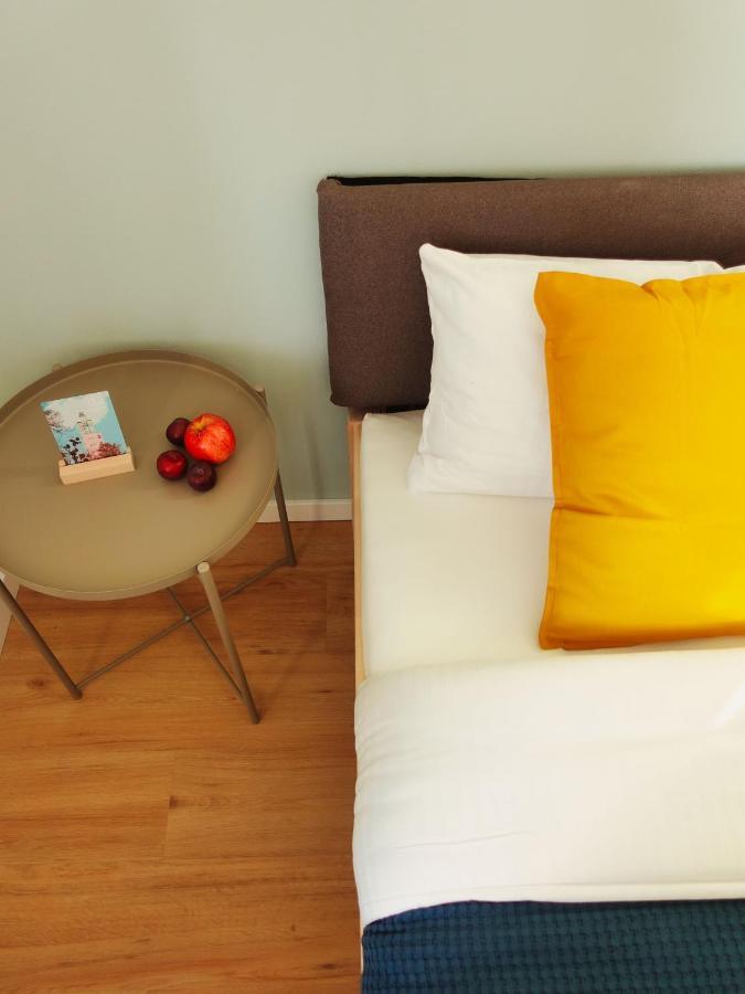 Luvono Apartments - 2 Schlafzimmer / Netflix / Disney+ Magdeburg Dış mekan fotoğraf