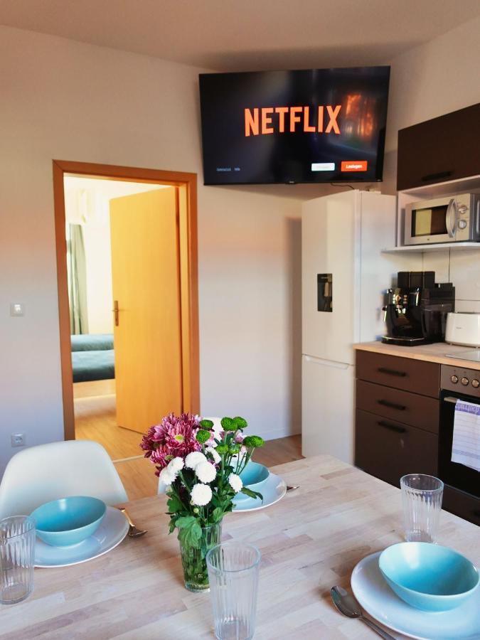 Luvono Apartments - 2 Schlafzimmer / Netflix / Disney+ Magdeburg Dış mekan fotoğraf